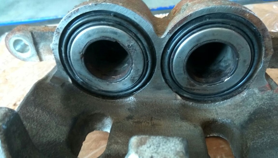 Поршень суппорта Cadillac Escalade, Chevrolet Avalanche, Chevrolet Suburban, Chevrolet Tahoe, GMC Yukon.jpg Поршень суппорта Cadillac Escalade, Chevrolet Avalanche, Chevrolet Suburban, Chevrolet Tahoe, GMC Yukon.jpg