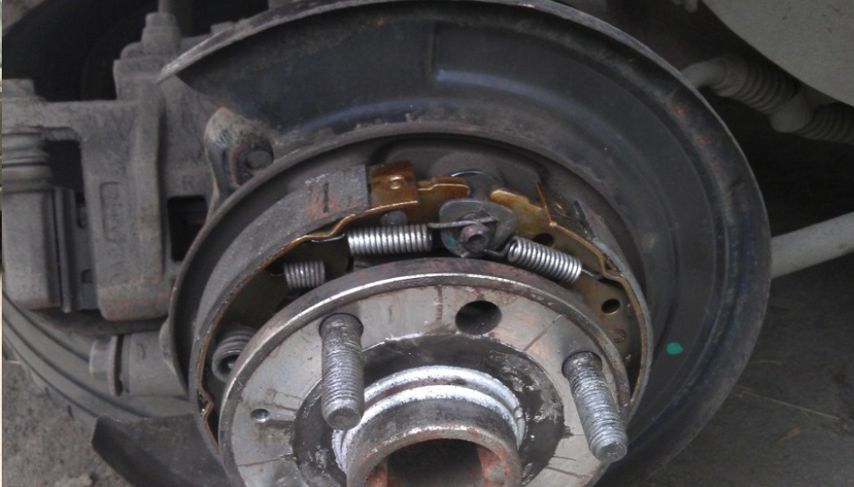 Ремкомплекты стояночного тормоза Cadillac Escalade, Chevrolet Avalanche, Chevrolet Suburban, Chevrolet Tahoe, GMC Yukon.jpg Ремкомплекты стояночного тормоза Cadillac Escalade, Chevrolet Avalanche, Chevrolet Suburban, Chevrolet Tahoe, GMC Yukon.jpg