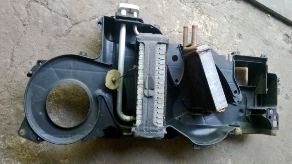 Радиатор печки Додж Стратус. Радиатор печки Dodge Stratus Радиатор печки Додж Стратус. Радиатор печки Dodge Stratus