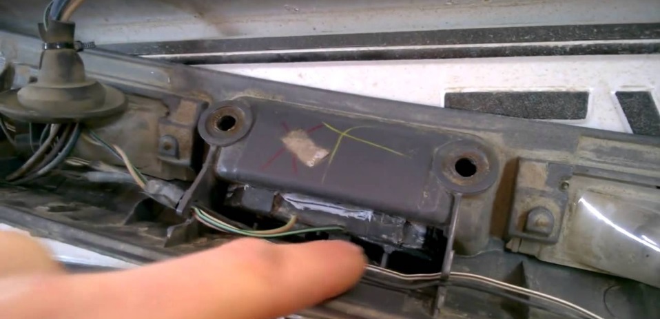 Кнопка крышки багажника Chrysler Pacifica. Кнопка крышки багажника Крайслер Пацифика Кнопка крышки багажника Chrysler Pacifica. Кнопка крышки багажника Крайслер Пацифика