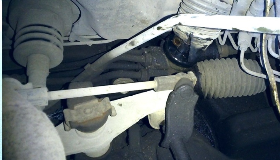 Пыльник рулевой рейки Cadillac Escalade, Chevrolet Avalanche, Chevrolet Suburban, Chevrolet Tahoe, GMC Yukon.jpg Пыльник рулевой рейки Cadillac Escalade, Chevrolet Avalanche, Chevrolet Suburban, Chevrolet Tahoe, GMC Yukon.jpg